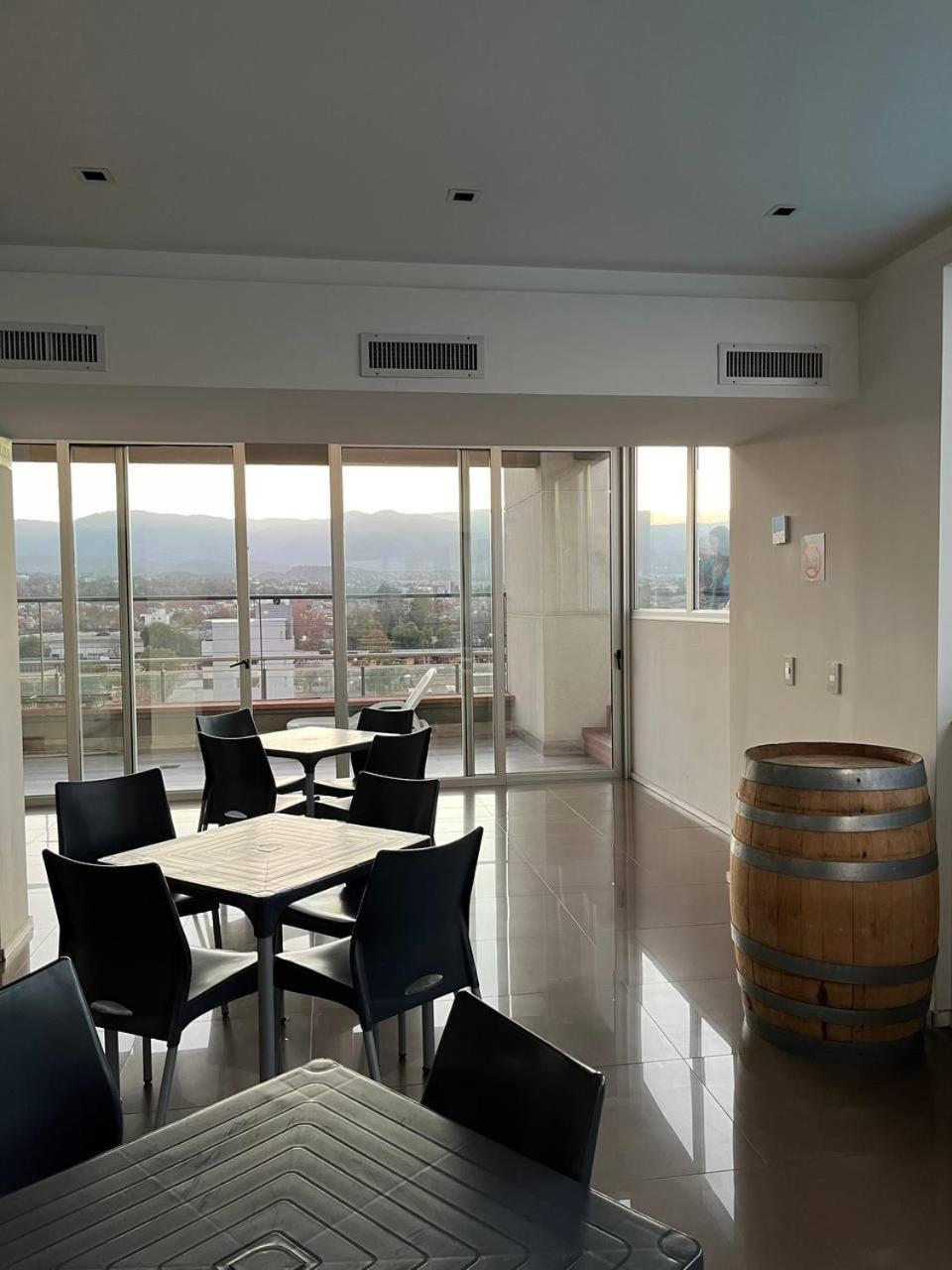 Apartamento Centrico Con Las Mejores Vistas De Мендоса Екстериор снимка